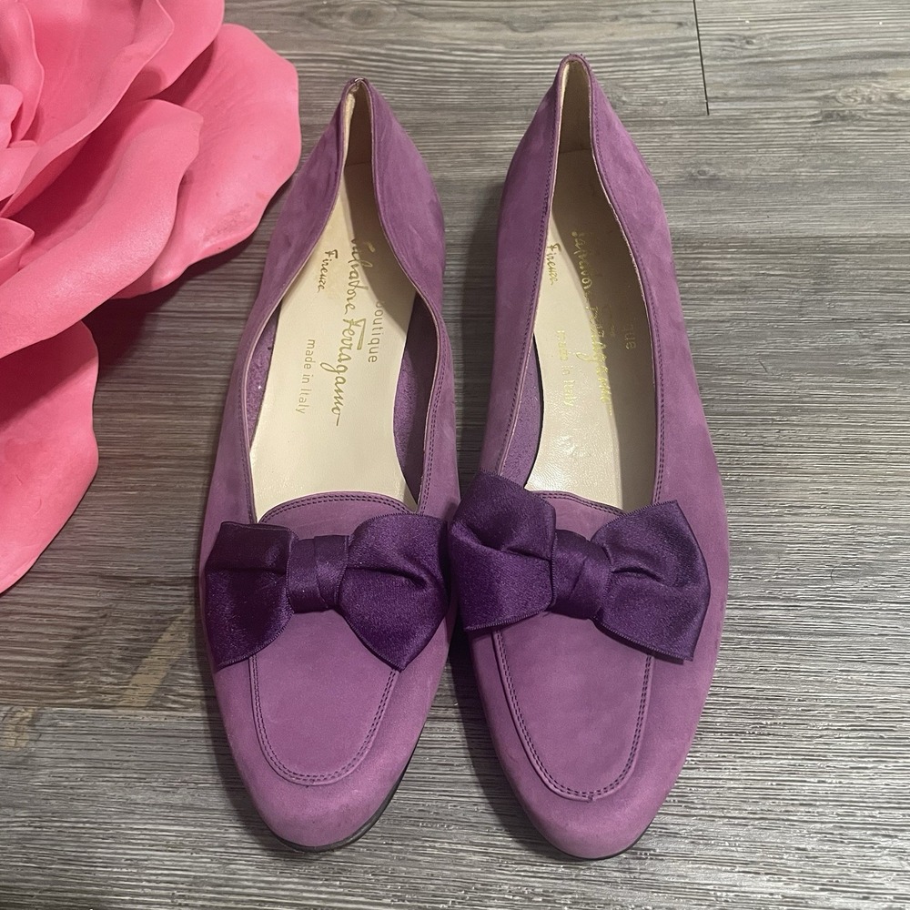 VTG SALVATORE FERRAGAMO BOUTIQUE Purple Suede Bow Loafers/Flats Sz 8.5 3A Narrow